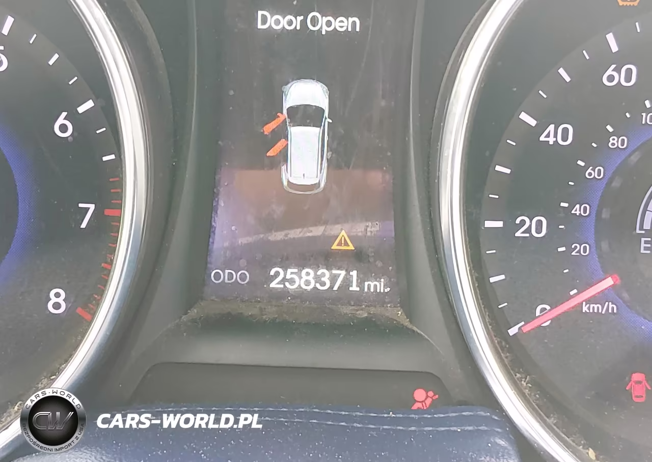 2015 Hyundai Santa Fe Sport 2.4L VIN:5XYZUDLB4FG263532 - 15