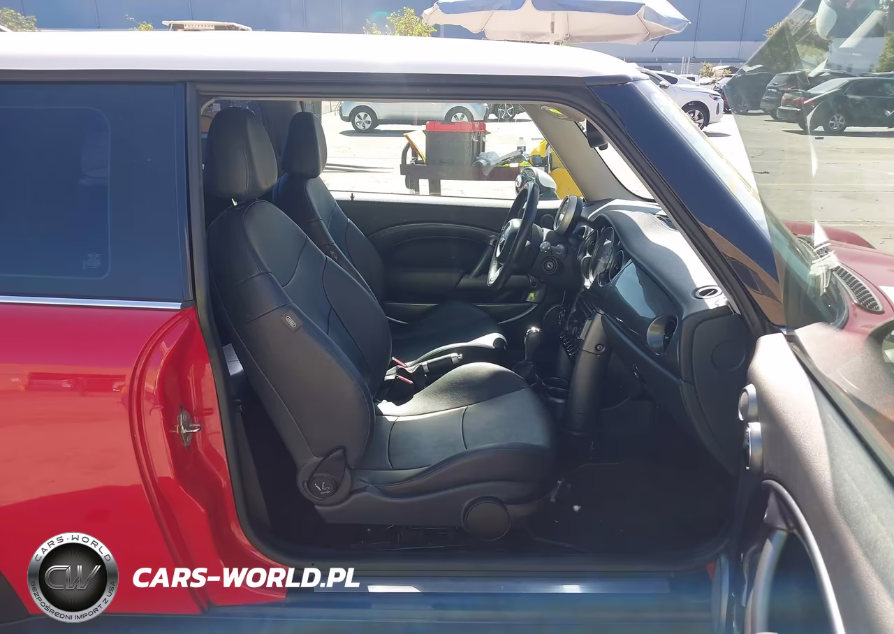 2005 Mini Cooper VIN:WMWRC33405TJ63779 - 5