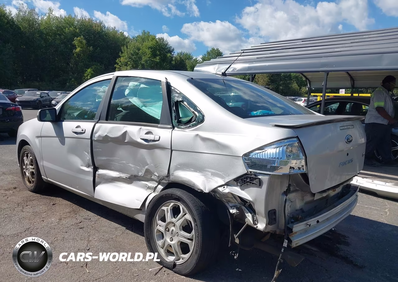 2009 Ford Focus Ses VIN:1FAHP36N09W242354 - 3