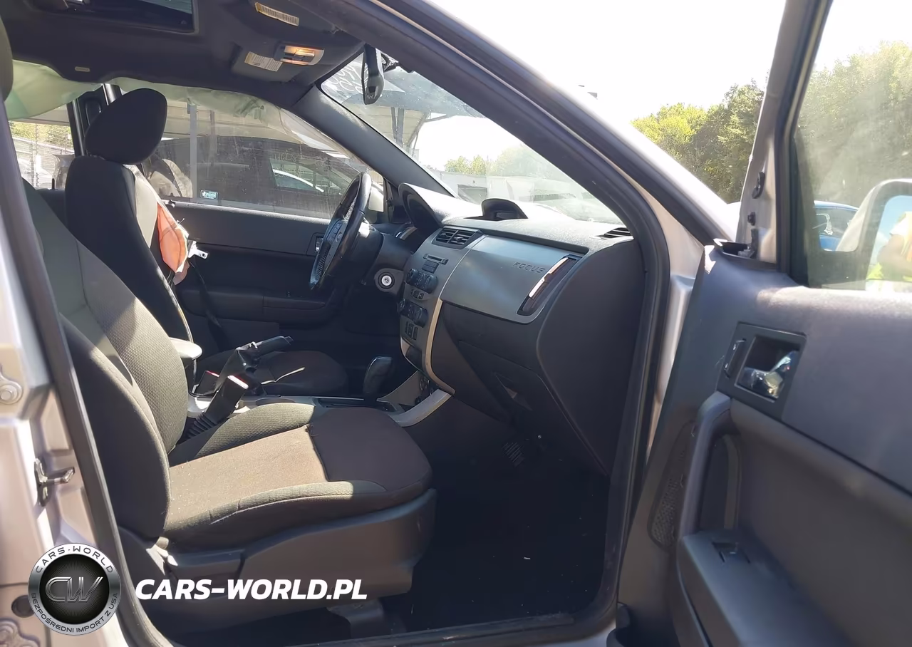 2009 Ford Focus Ses VIN:1FAHP36N09W242354 - 5