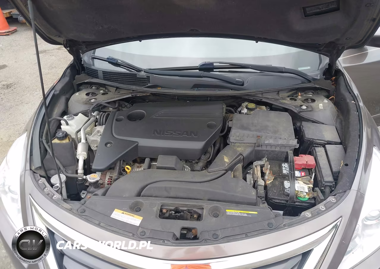 2015 Nissan Altima 2.5 S VIN:1N4AL3AP6FN917471 - 10