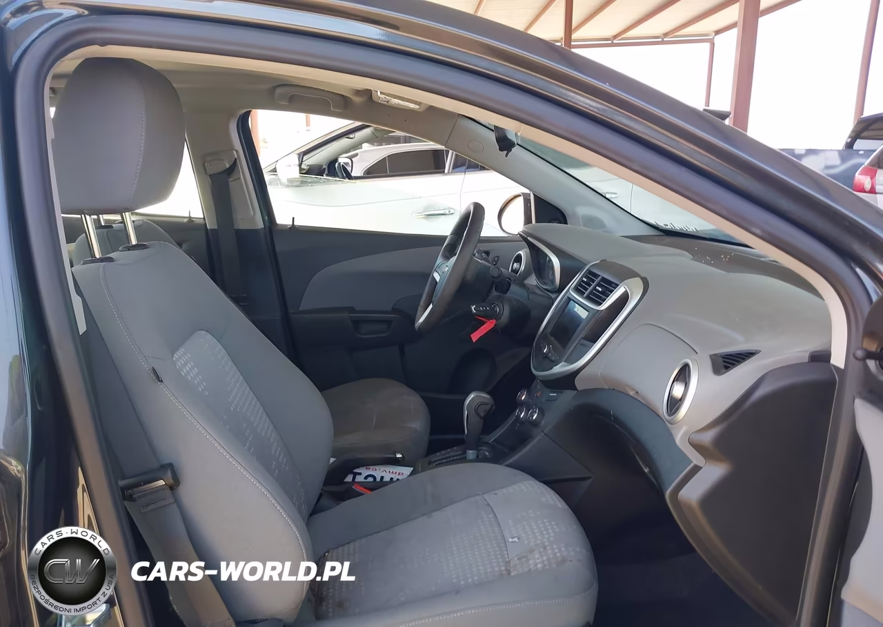 2020 Chevrolet Sonic Fwd Ls VIN:1G1JB5SB2L4140079 - 5