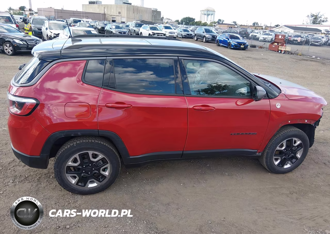 2018 Jeep Compass Trailhawk 4X4 VIN:3C4NJDDB0JT130063 - 13