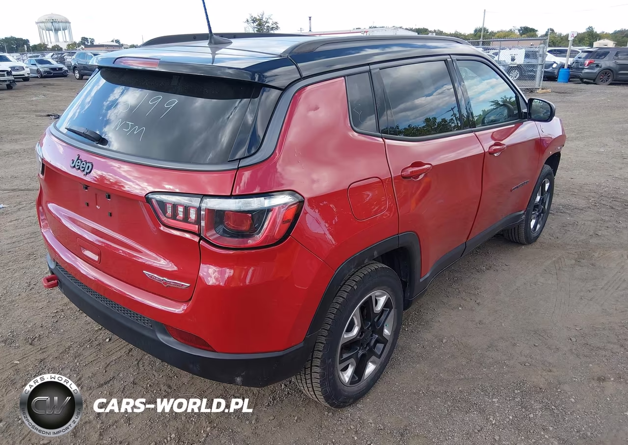 2018 Jeep Compass Trailhawk 4X4 VIN:3C4NJDDB0JT130063 - 4
