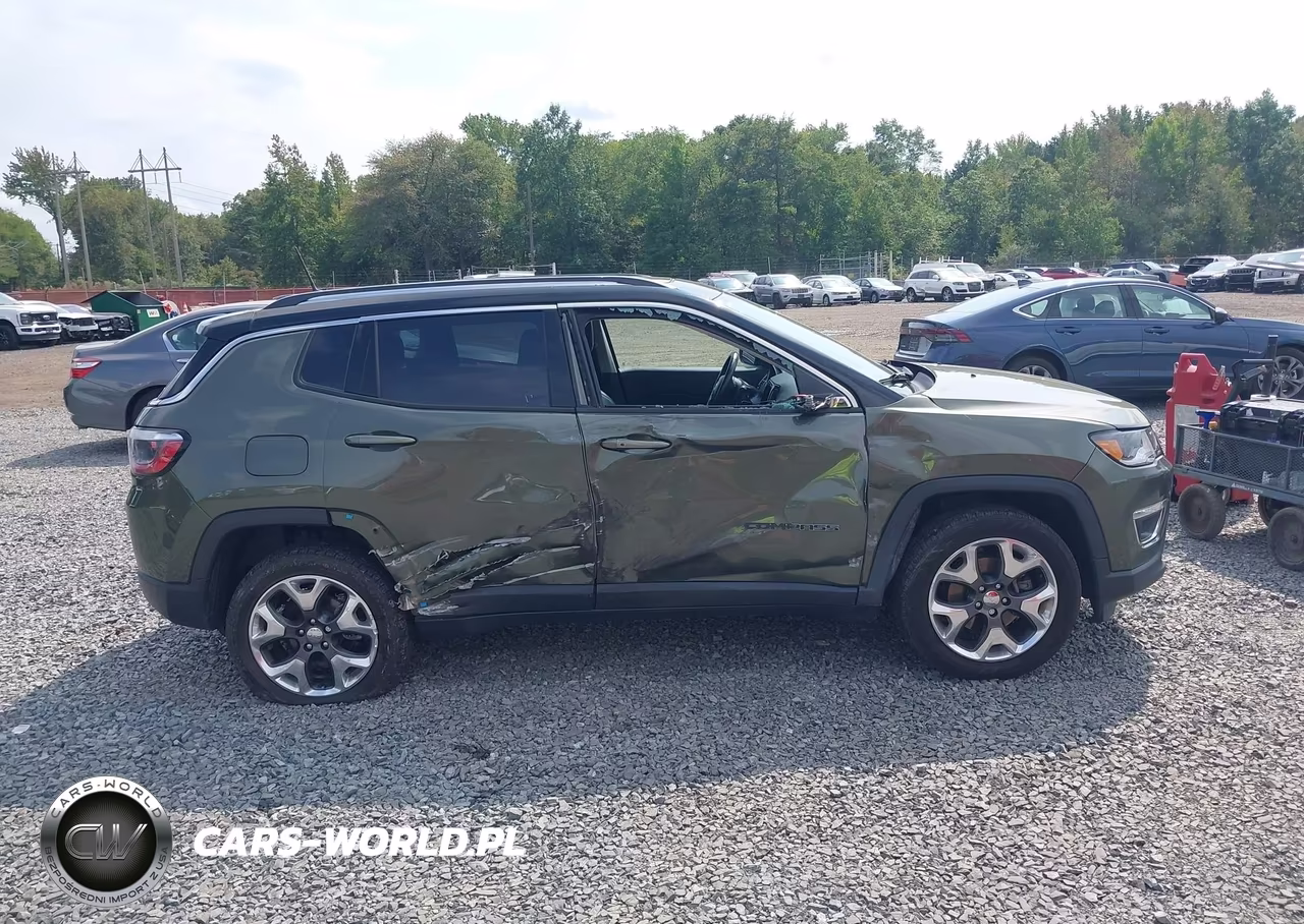 2018 Jeep Compass Limited 4X4 VIN:3C4NJDCB4JT222536 - 13