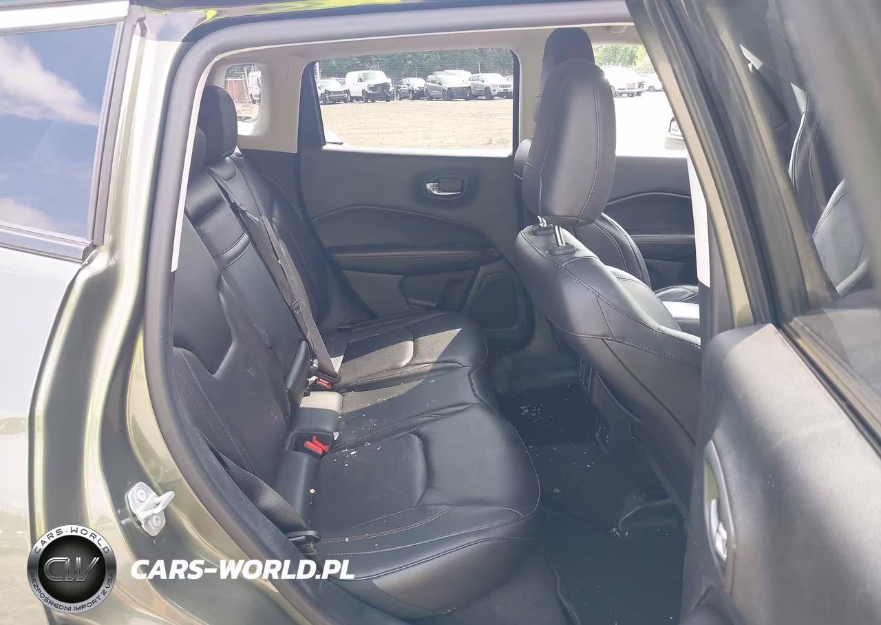 2018 Jeep Compass Limited 4X4 VIN:3C4NJDCB4JT222536 - 8