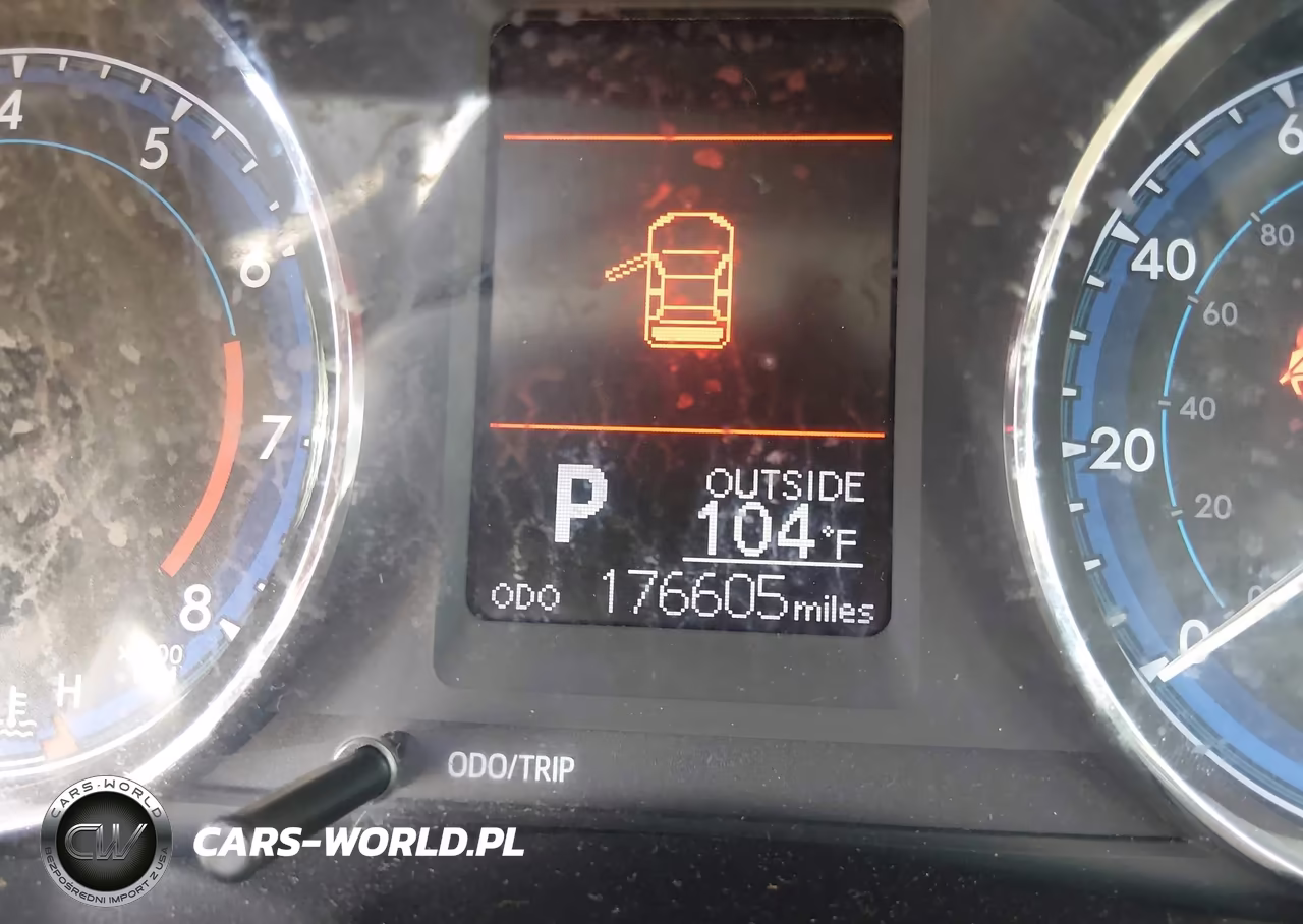 2017 Toyota Corolla Le VIN:2T1BURHE5HC903845 - 15