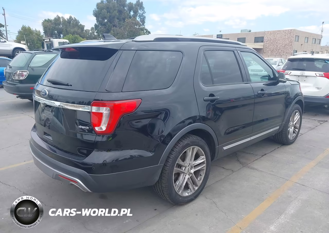 2016 Ford Explorer Xlt VIN:1FM5K8D83GGB95748 - 12