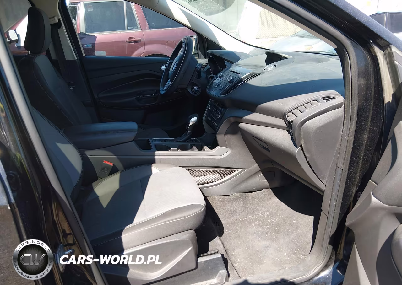2018 Ford Escape Se VIN:1FMCU9GDXJUA10829 - 5