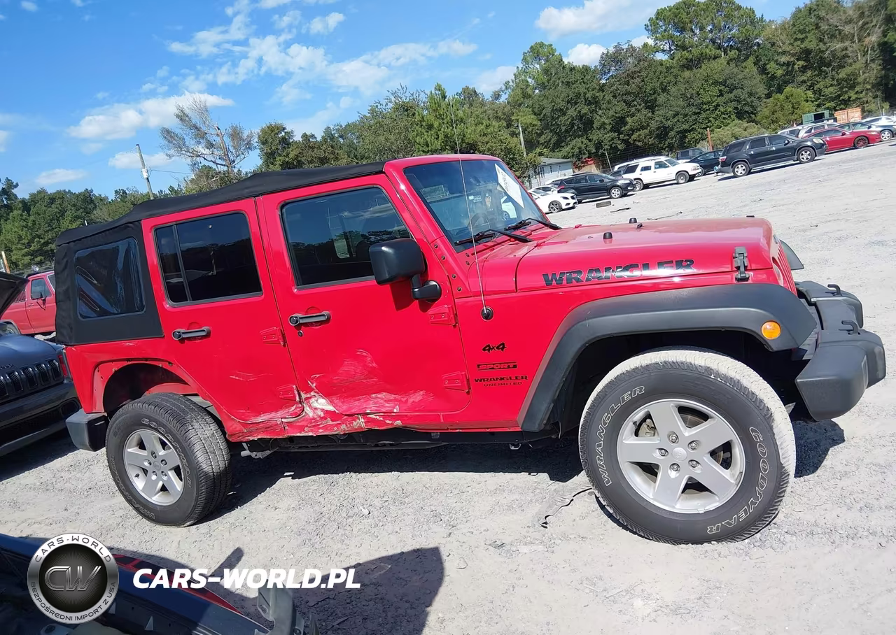 2014 Jeep Wrangler Unlimited Sport VIN:1C4BJWDG1EL298645 - 13