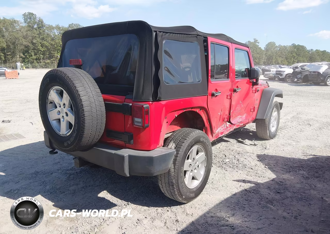 2014 Jeep Wrangler Unlimited Sport VIN:1C4BJWDG1EL298645 - 4