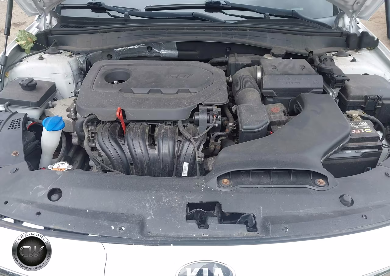 2018 Kia Optima Ex VIN:5XXGU4L32JG256365 - 10