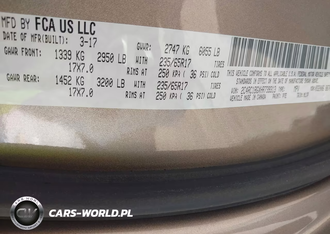 2017 Chrysler Pacifica Touring-L VIN:2C4RC1BGXHR739313 - 9