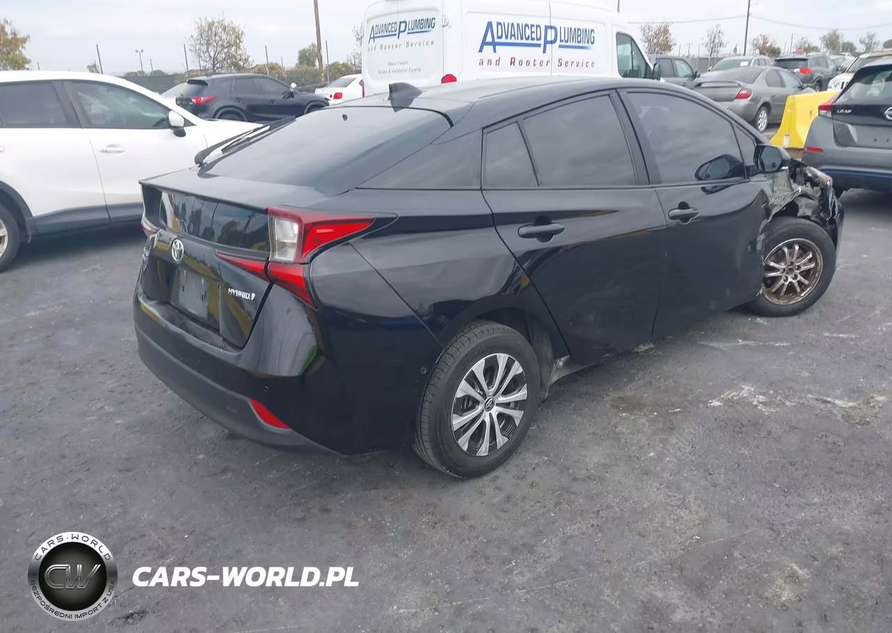 2021 Toyota Prius Le Awd-E VIN:JTDL9MFU4M3024889 - 4