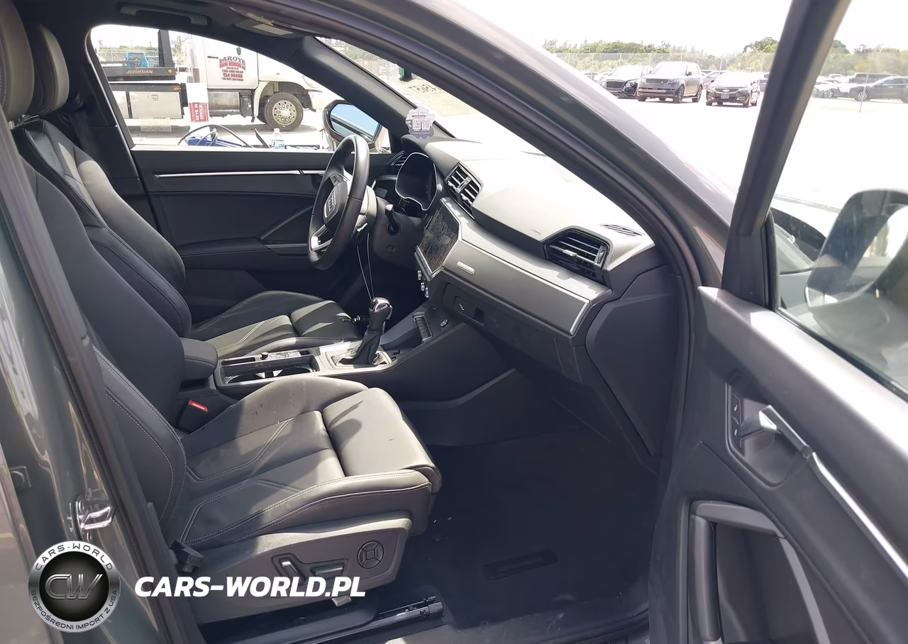 2025 Audi Q3 Premium 45 Tfsi S Line Quattro Tiptronic VIN:WA1DECF32S1054235 - 5