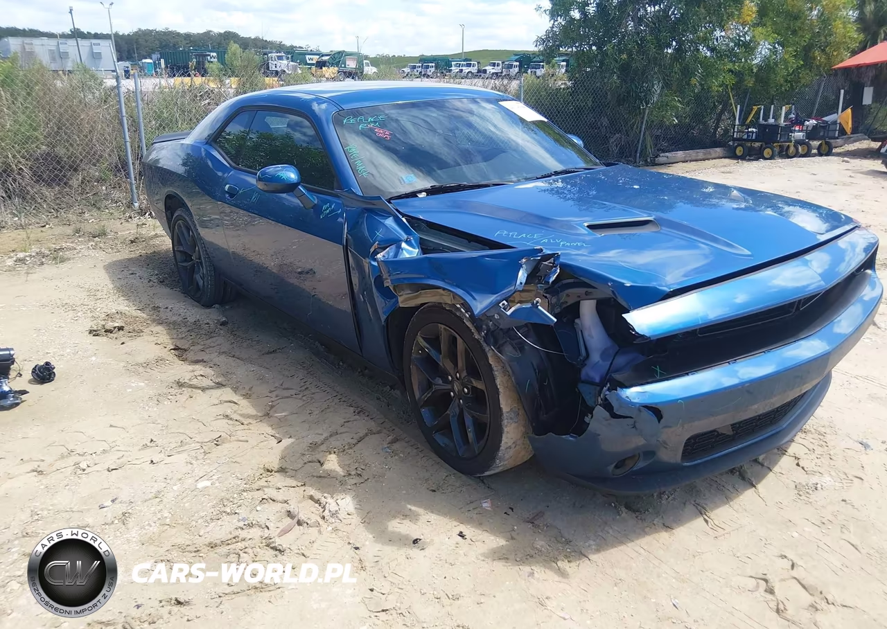 2022 Dodge Challenger Sxt