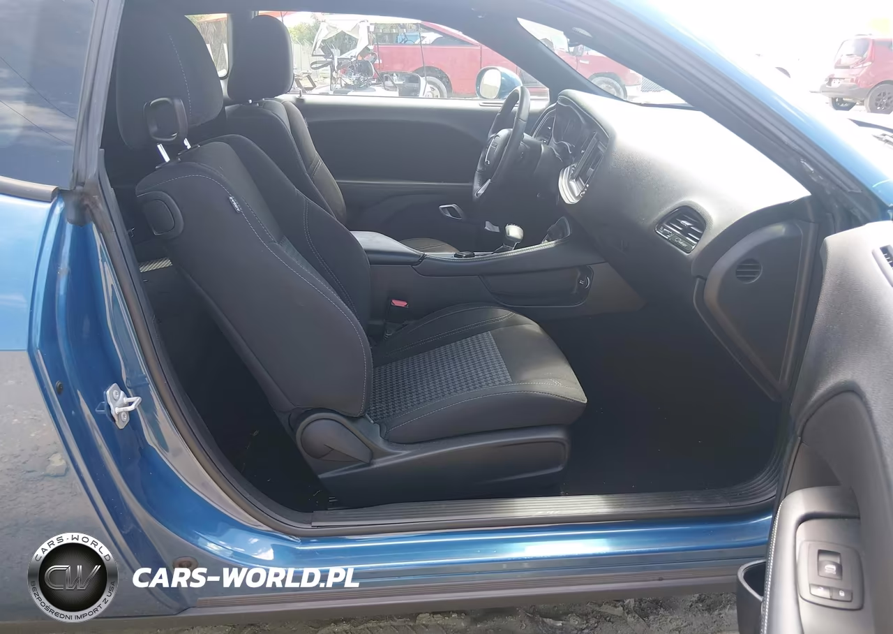 2022 Dodge Challenger Sxt VIN:2C3CDZAGXNH233456 - 5