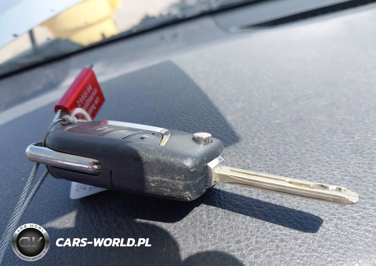 2018 Toyota Camry Le VIN:4T1B11HK5JU655682 - 11