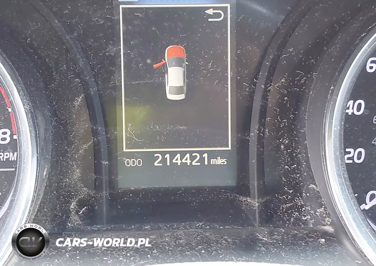 2018 Toyota Camry Le VIN:4T1B11HK5JU655682 - 16