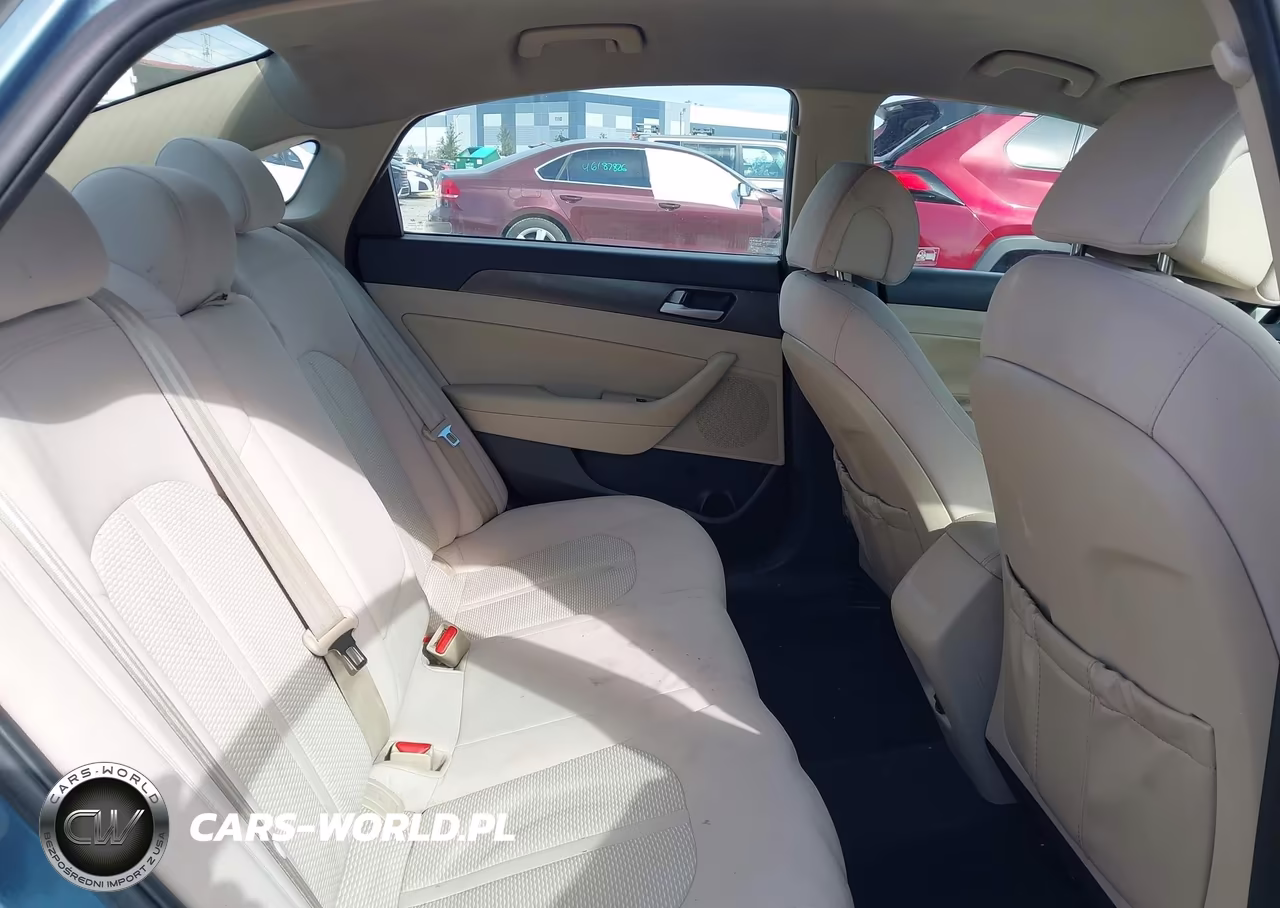 2017 Hyundai Sonata Sport VIN:5NPE34AF6HH505529 - 8