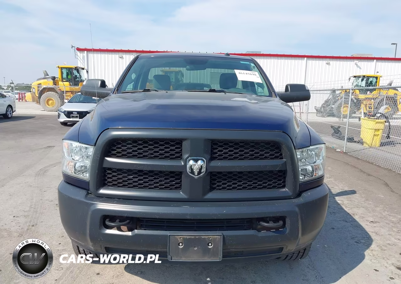 2018 Ram 3500 Tradesman 4X4 8' Box VIN:3C63R3AT0JG318556 - 12