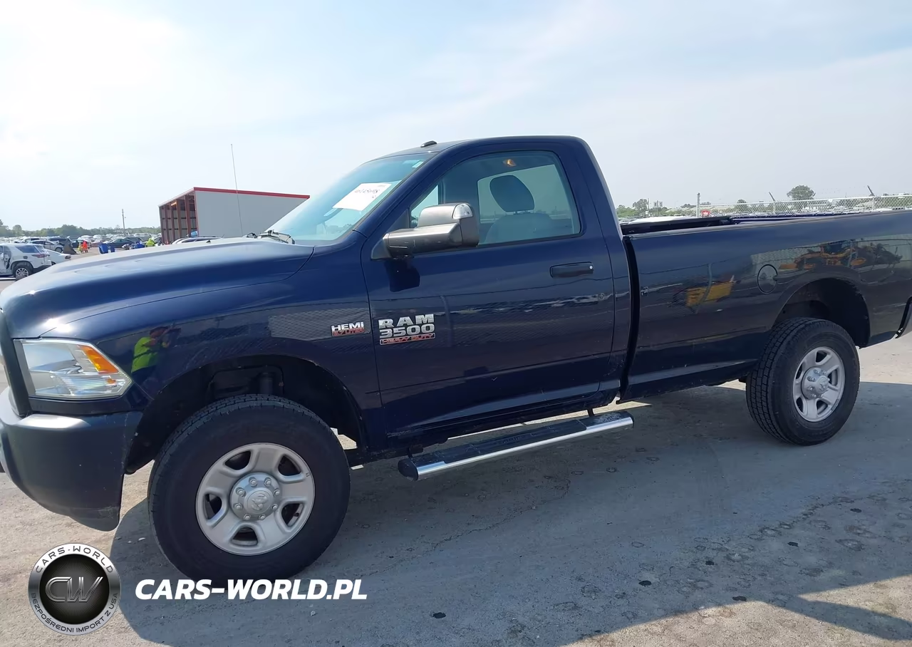 2018 Ram 3500 Tradesman 4X4 8' Box VIN:3C63R3AT0JG318556 - 14