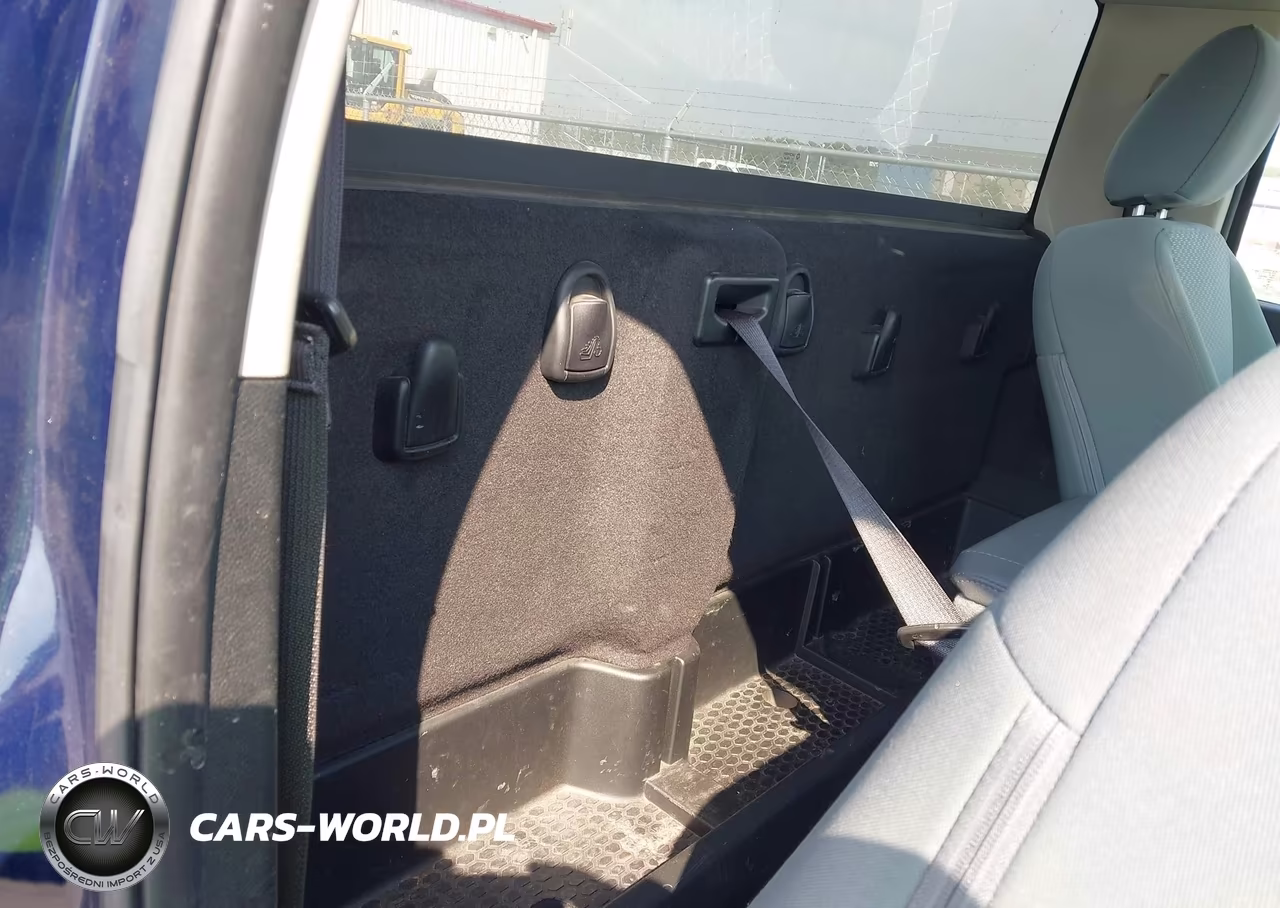 2018 Ram 3500 Tradesman 4X4 8' Box VIN:3C63R3AT0JG318556 - 8