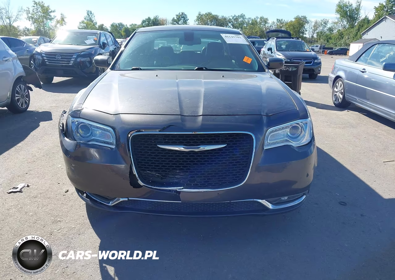 2016 Chrysler 300 Anniversary Edition VIN:2C3CCAAG2GH161417 - 12