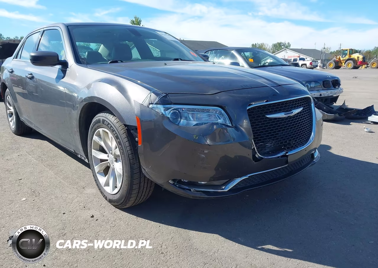 2016 Chrysler 300 Anniversary Edition VIN:2C3CCAAG2GH161417 - 6