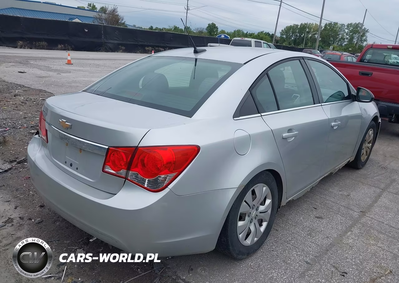 2012 Chevrolet Cruze Ls VIN:1G1PC5SH4C7291354 - 4