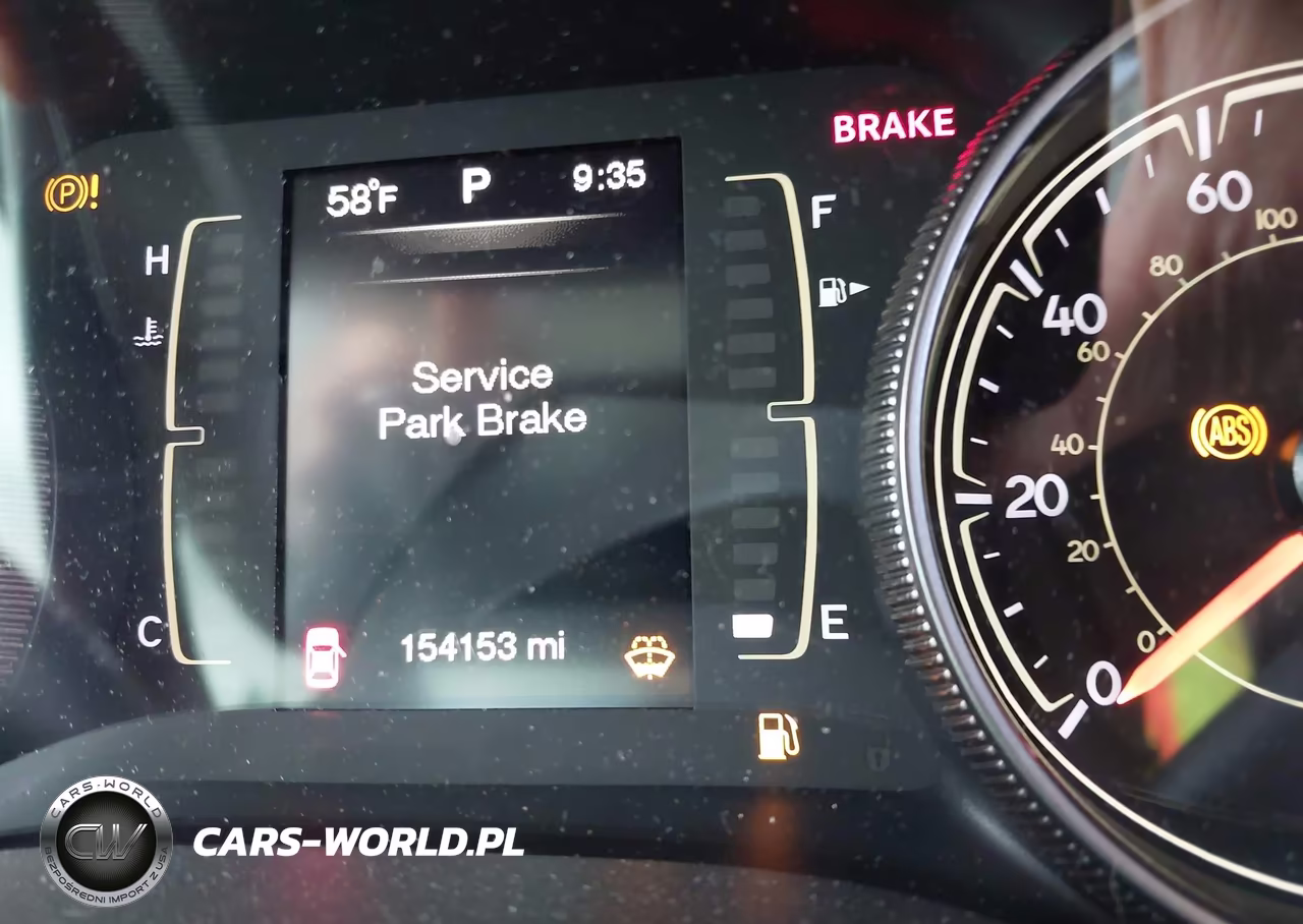 2015 Jeep Cherokee Latitude VIN:1C4PJMCS2FW504068 - 15