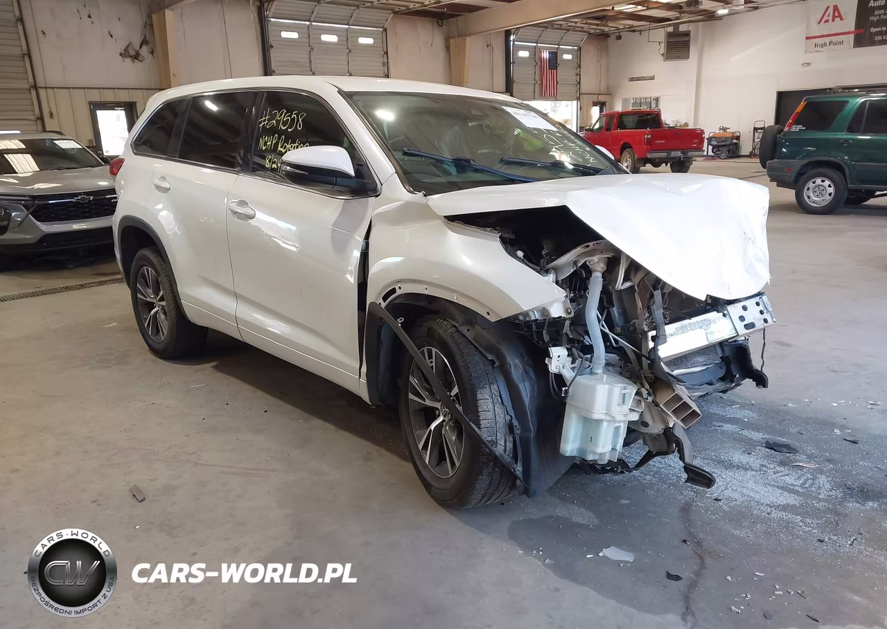 2017 Toyota Highlander Le