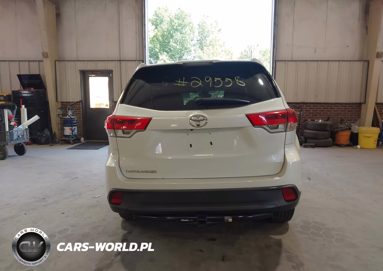 2017 Toyota Highlander Le VIN:5TDZARFH4HS024137 - 15