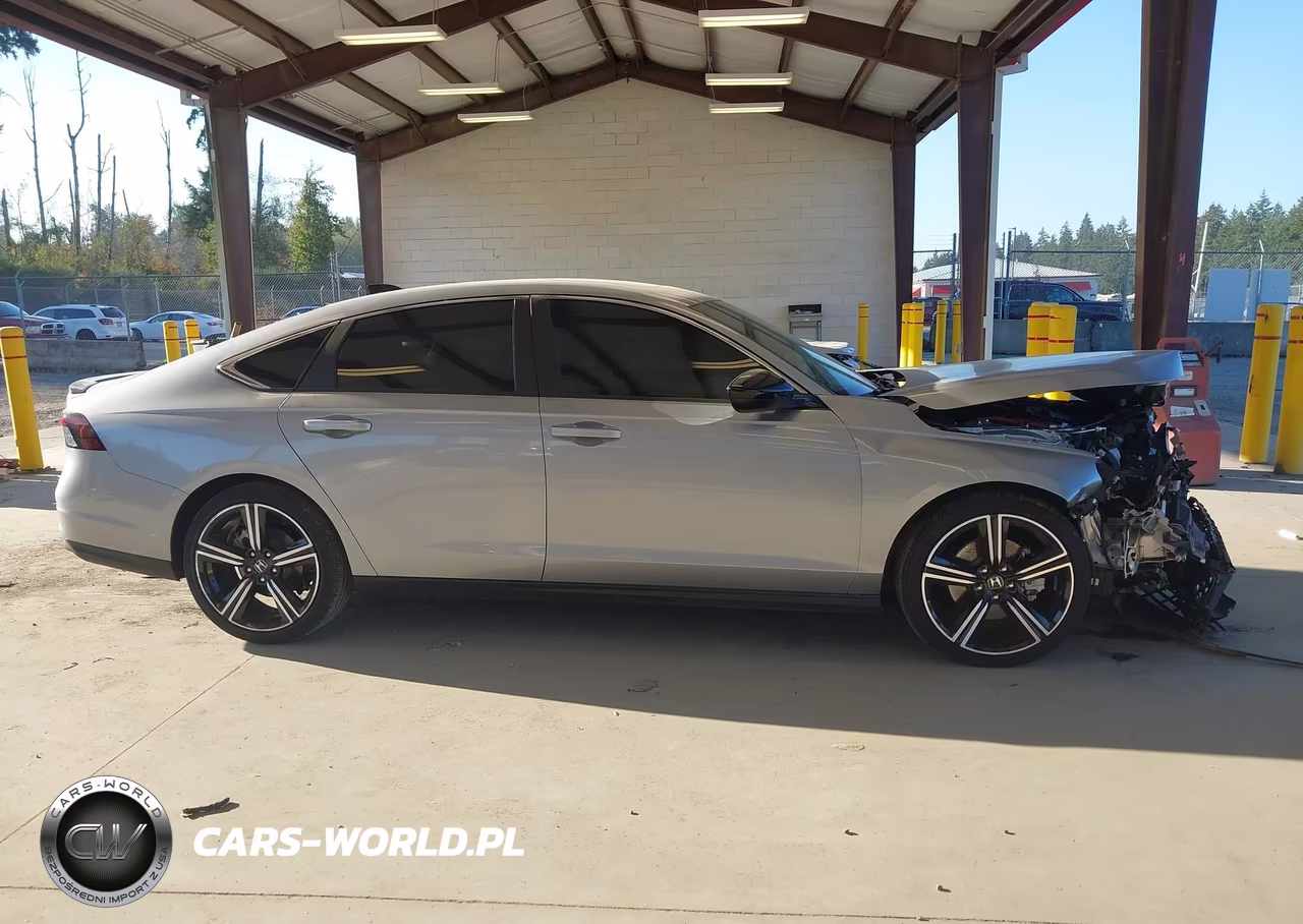 2023 Honda Accord Hybrid Sport VIN:1HGCY2F50PA050908 - 13