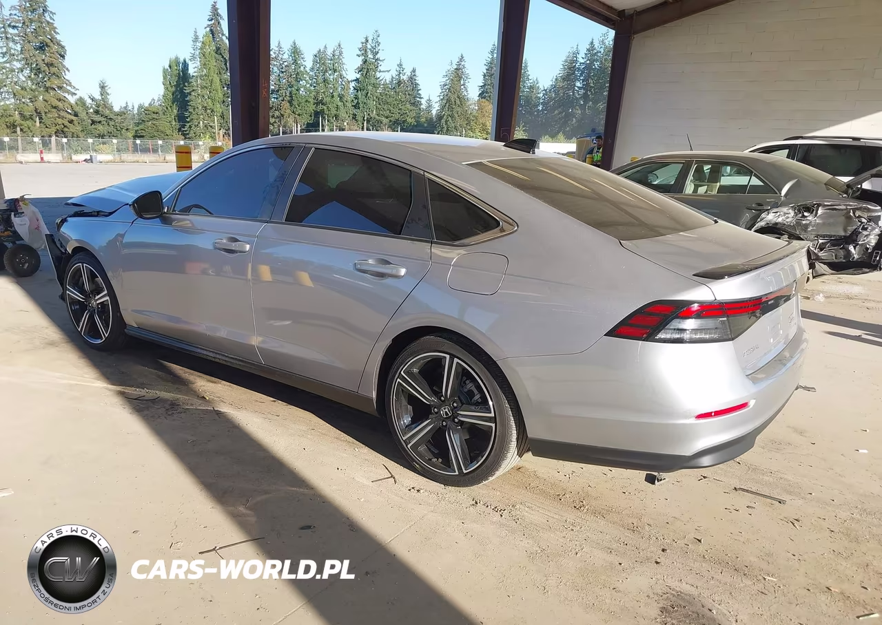 2023 Honda Accord Hybrid Sport VIN:1HGCY2F50PA050908 - 3