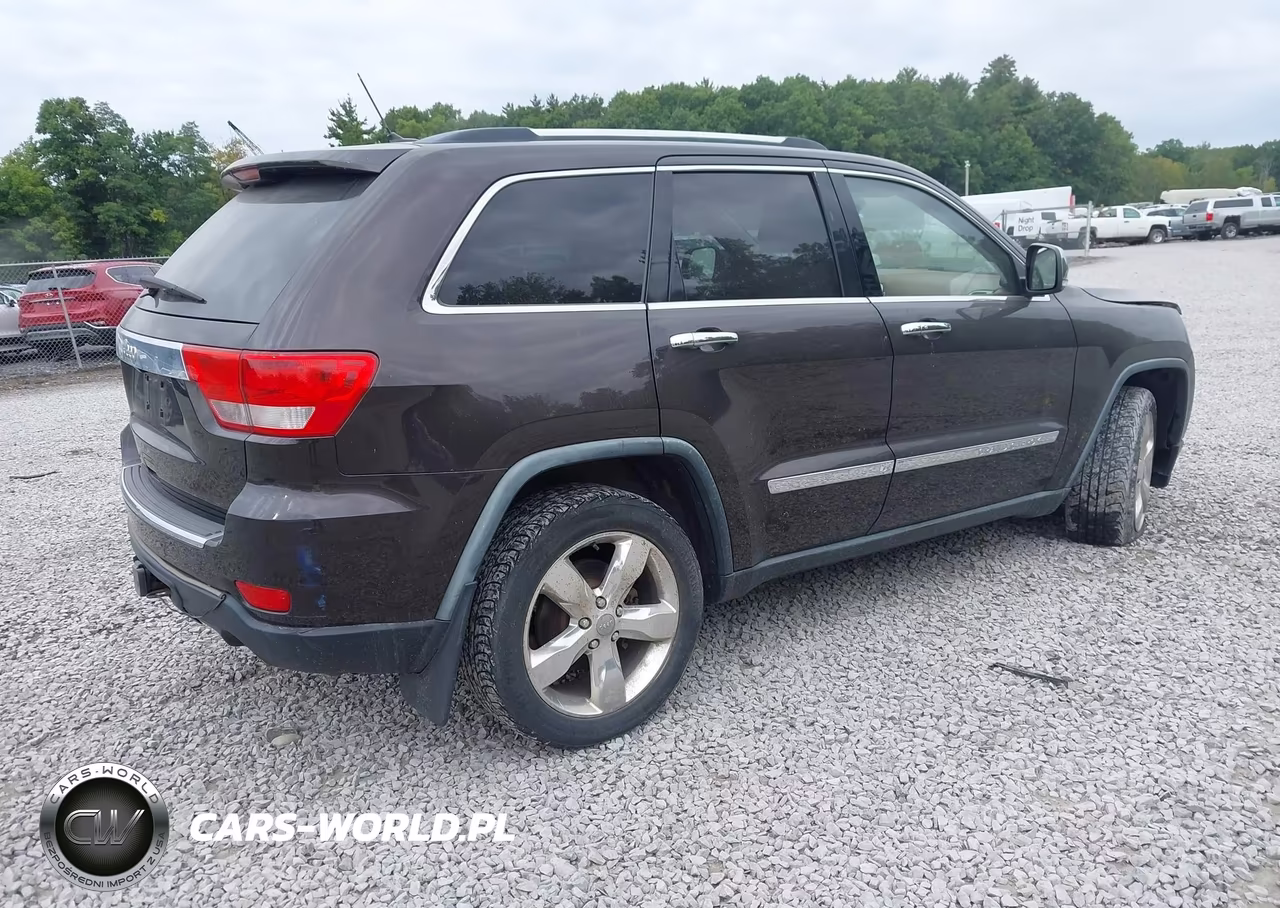 2011 Jeep Grand Cherokee Overland VIN:1J4RR6GG7BC665928 - 4