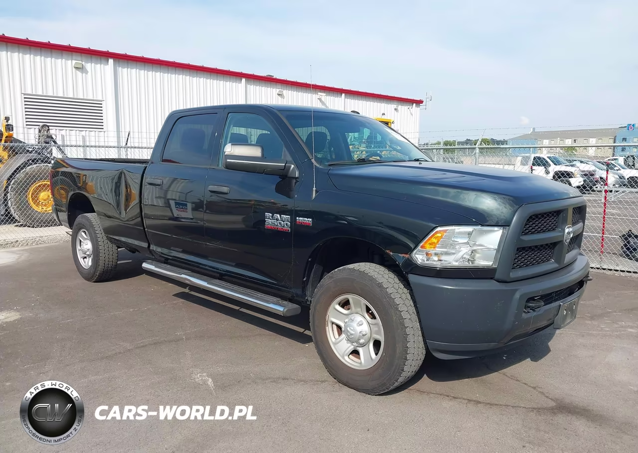 2018 Ram 3500 Tradesman 4X4 8' Box VIN:3C63R3GT9JG334620 - 1