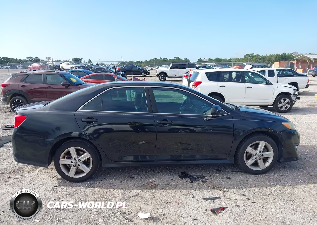 2014 Toyota Camry Se VIN:4T1BF1FK5EU468064 - 13