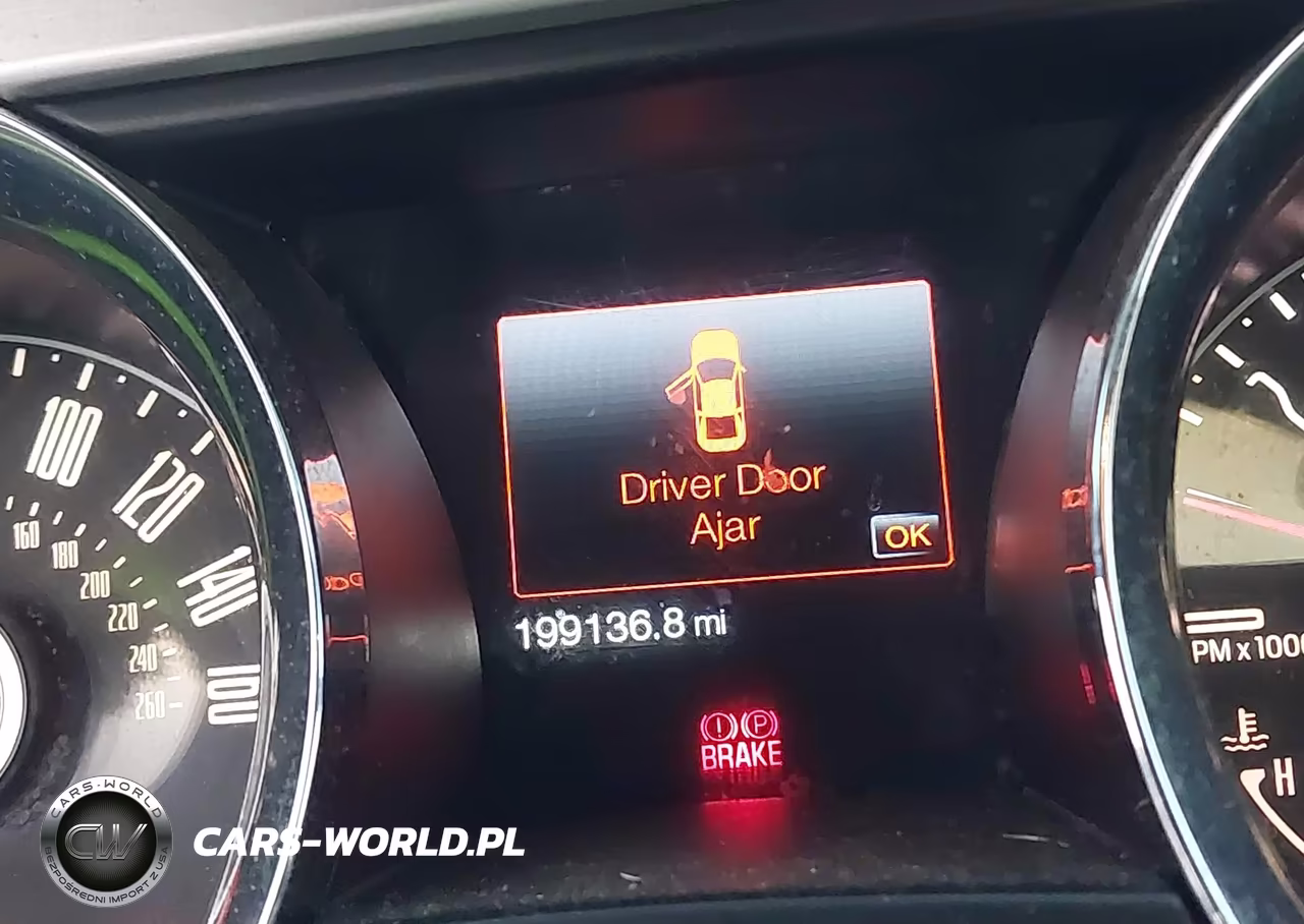2014 Ford Mustang V6 Premium VIN:1ZVBP8AM1E5260631 - 15