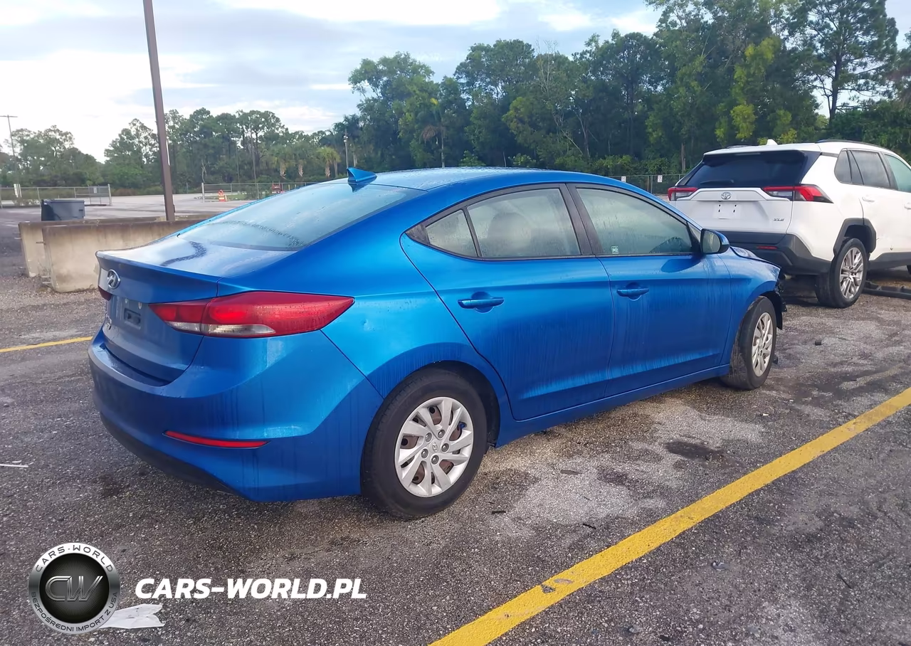 2017 Hyundai Elantra Se VIN:5NPD74LFXHH193776 - 4