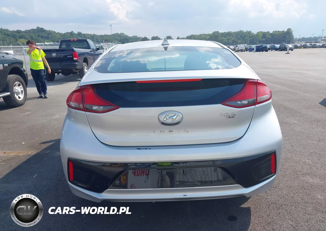 2019 Hyundai Ioniq Hybrid Blue VIN:KMHC65LC0KU158831 - 6