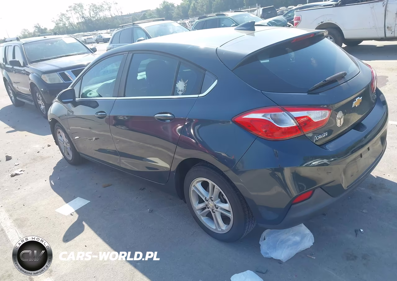 2018 Chevrolet Cruze Lt Auto VIN:3G1BE6SM5JS607897 - 3