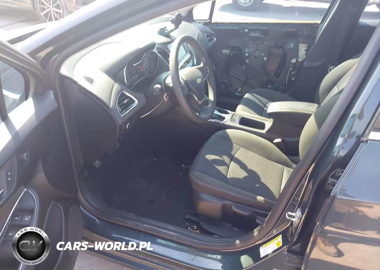2018 Chevrolet Cruze Lt Auto VIN:3G1BE6SM5JS607897 - 5