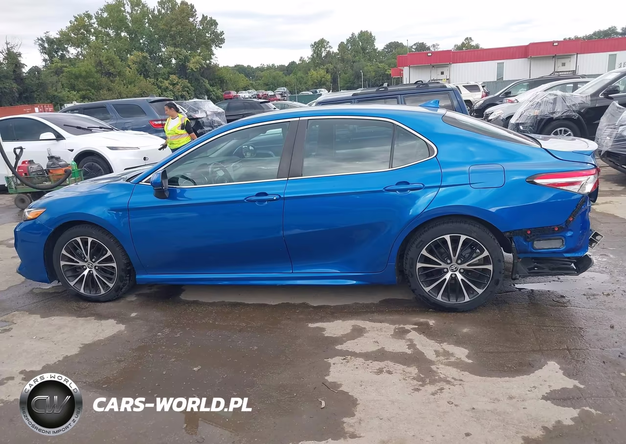 2020 Toyota Camry Se VIN:4T1G11AK2LU398614 - 15