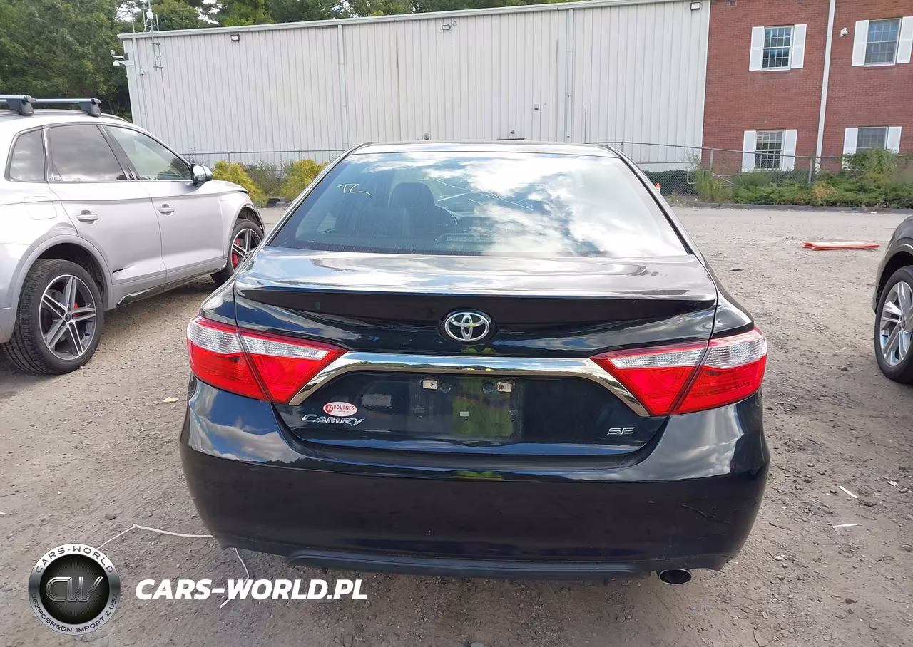 2015 Toyota Camry Se VIN:4T1BF1FKXFU100304 - 16