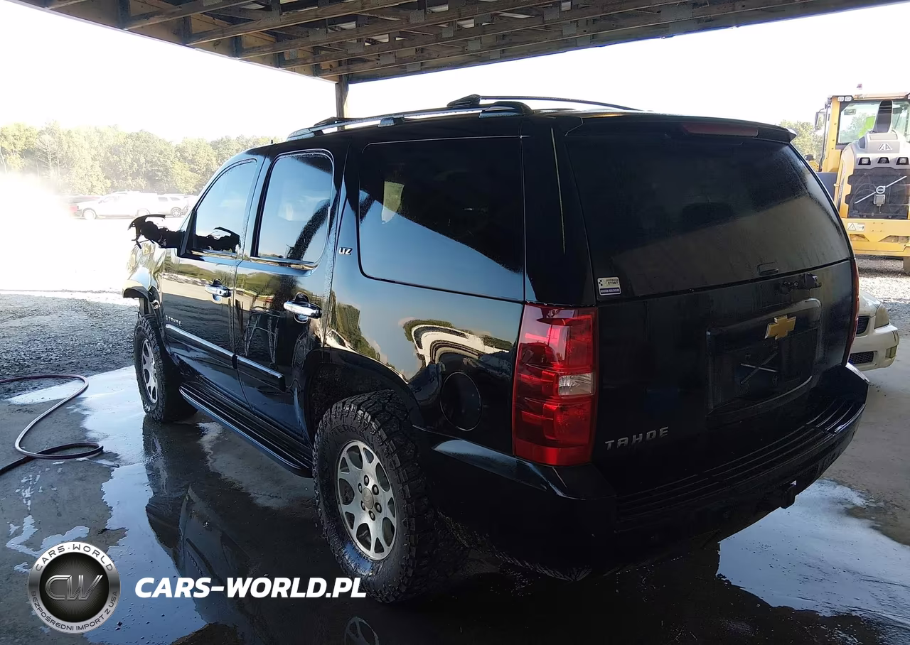 2007 Chevrolet Tahoe Ltz VIN:1GNFC13037R153505 - 3