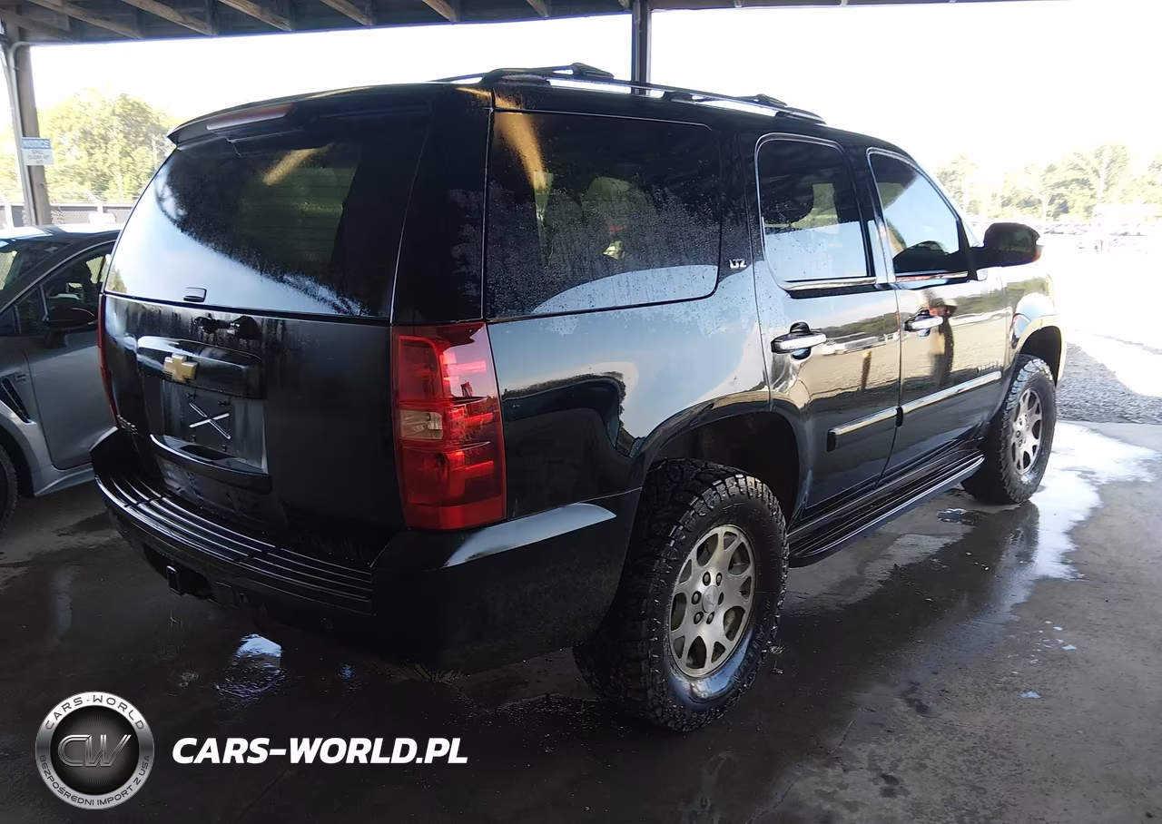 2007 Chevrolet Tahoe Ltz VIN:1GNFC13037R153505 - 4