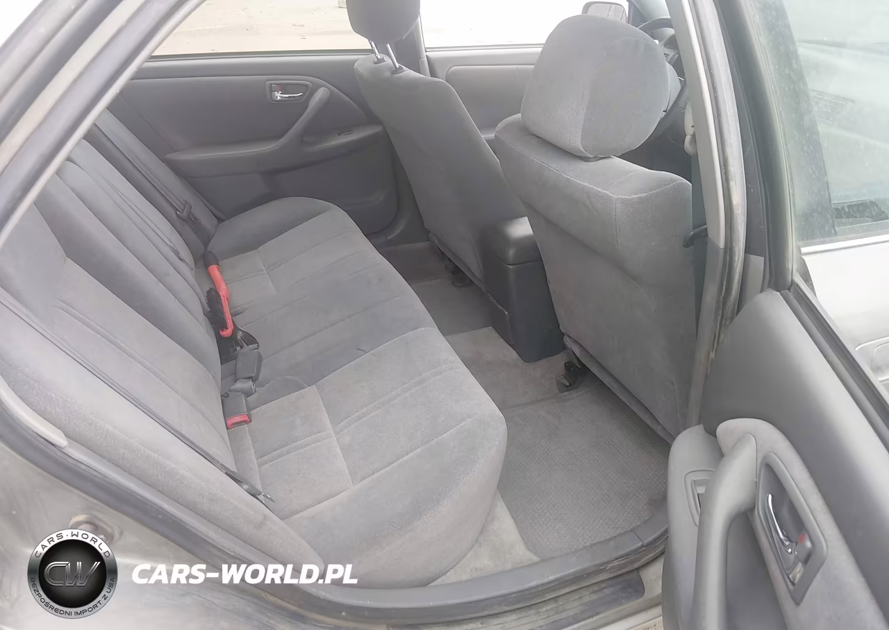 2001 Toyota Camry Le VIN:JT2BG22K110591299 - 8