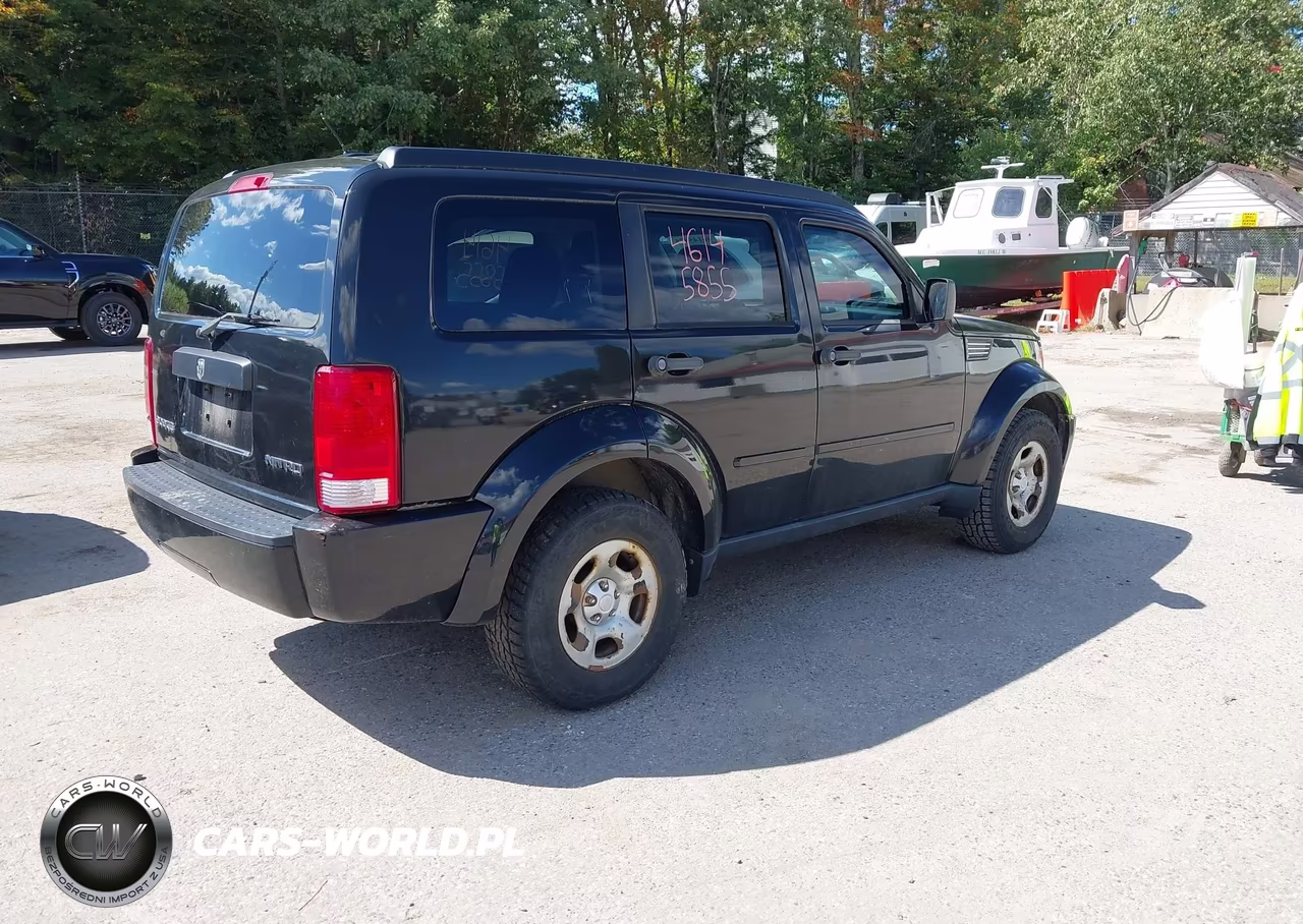 2010 Dodge Nitro Se VIN:1D4PT2GK1AW137748 - 4