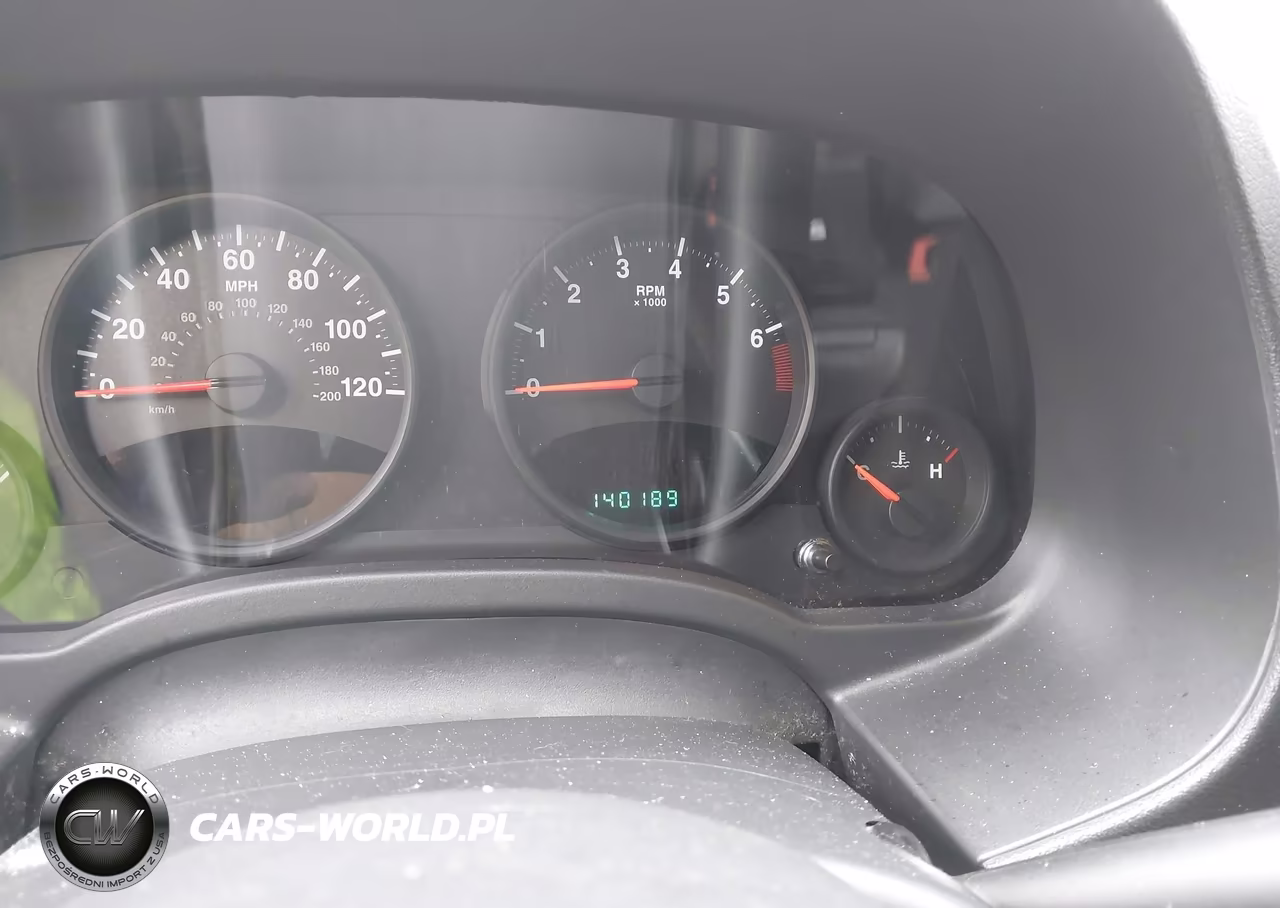 2012 Jeep Compass Latitude VIN:1C4NJCEB5CD685334 - 16